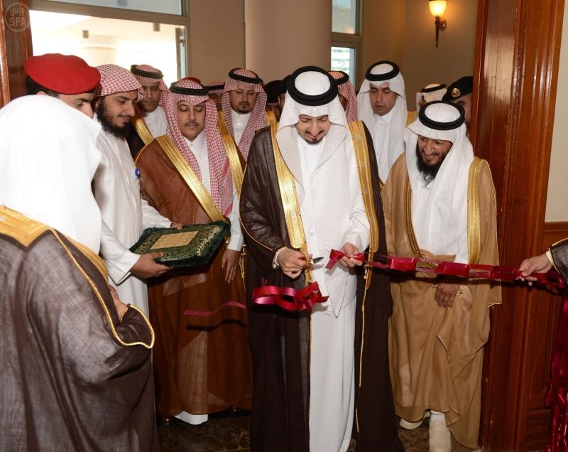 أمير منطقة عسير يدشن حملة " النهر الجاري " لهيئة الأمر بالمعروف والنهي عن المنكر
